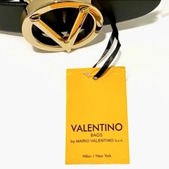 VALENTINO Giusy V-Logo Black Gold Buckle Leather
Belt NWT - Picture 9 of 9